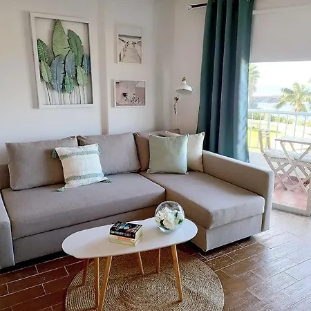 House, Paradise Homes Apartamento